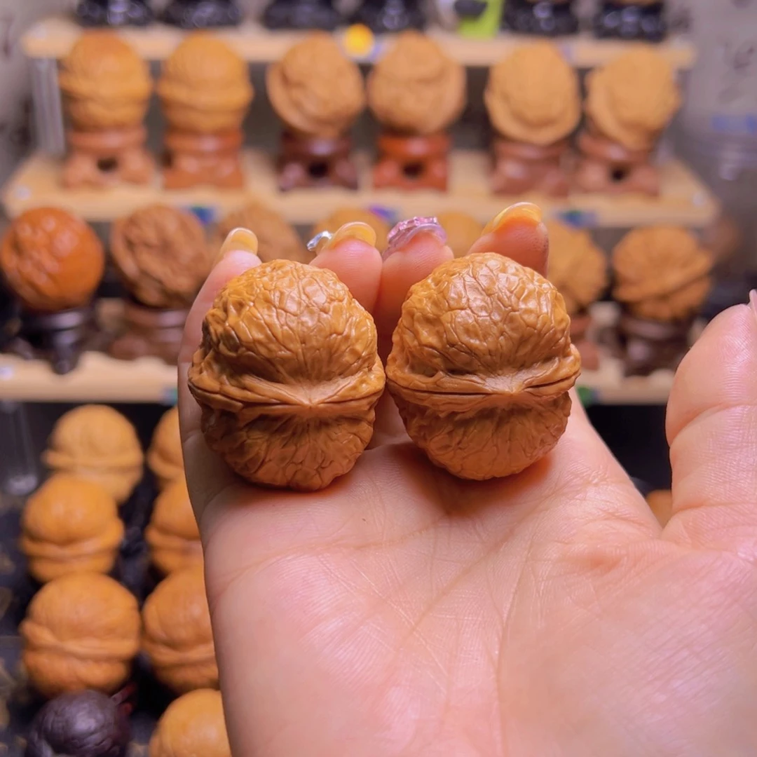 B***H桃核把件粗筋钢炮H012