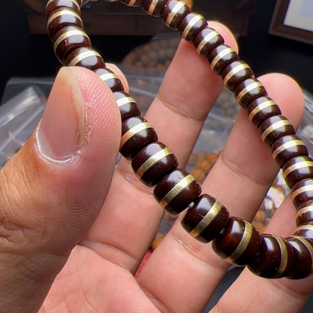 吊坠猴头核桃卡路卡