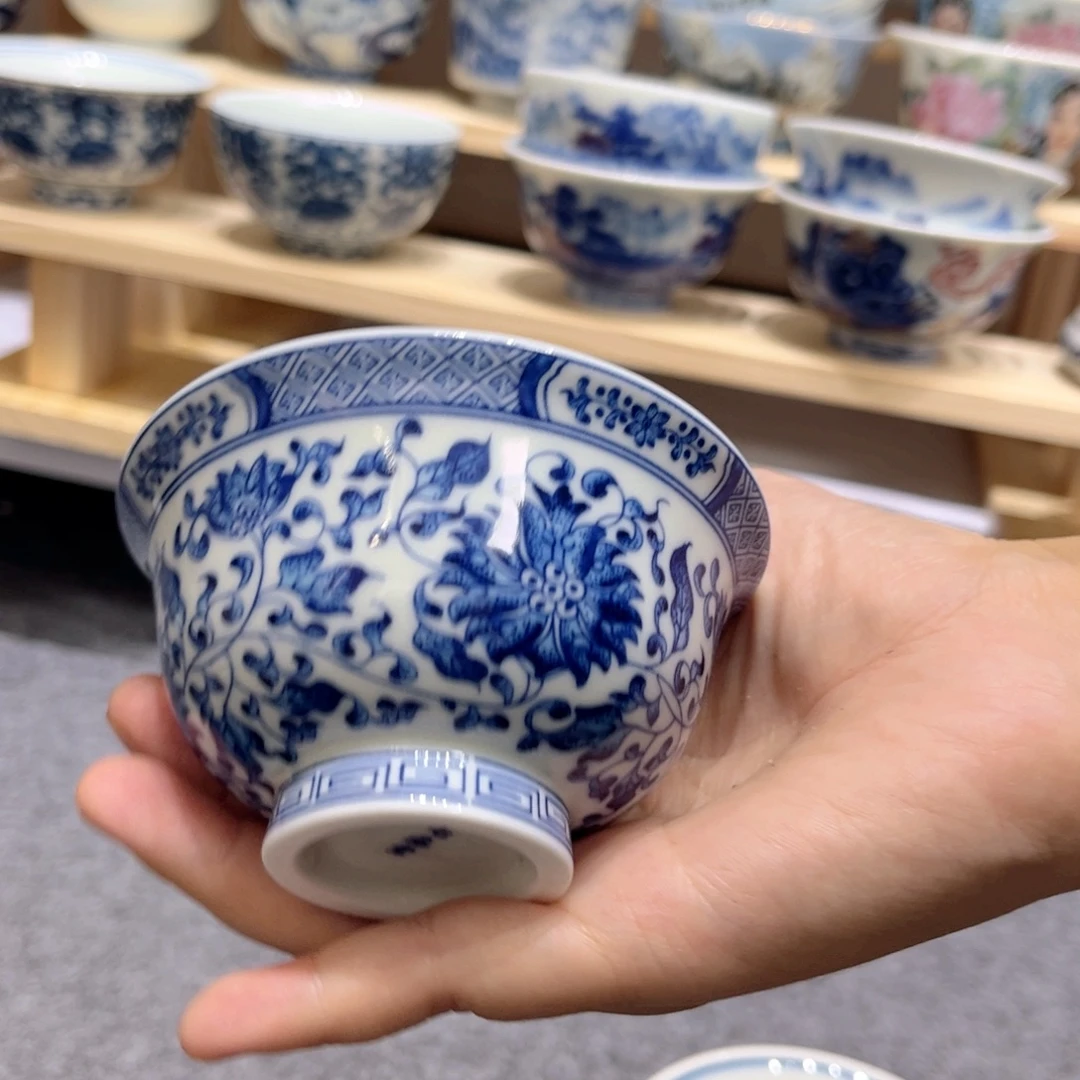 梁***、景德镇景德镇陶瓷