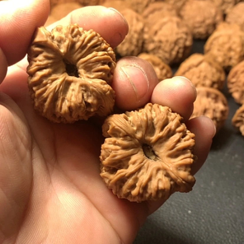 【闪购商品】把件文玩核桃山****）天残脚
