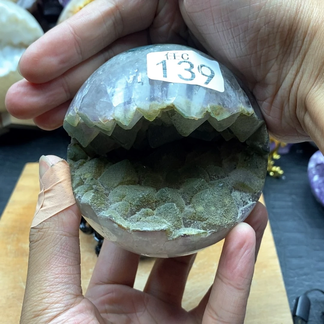 未镶嵌水晶大型摆件（非配饰）小*姐