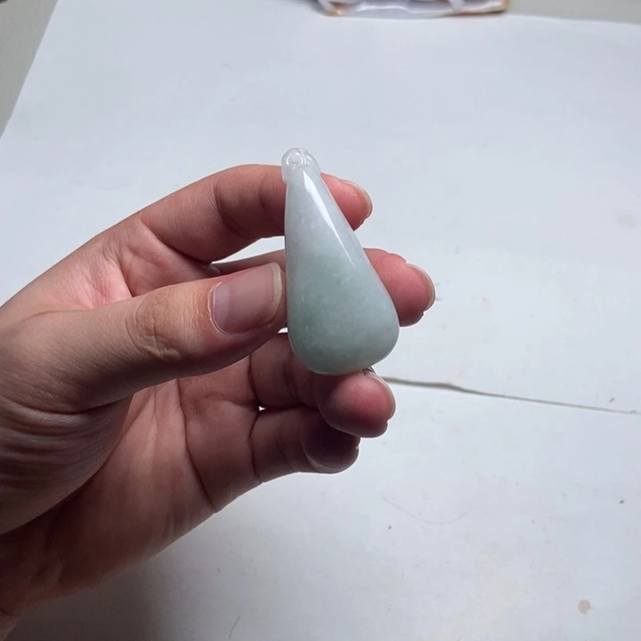 颈饰未镶嵌翡翠福瓜1