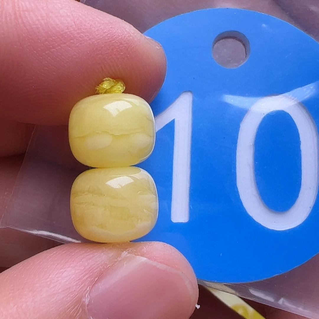 未镶嵌蜜蜡裸石9.2m m