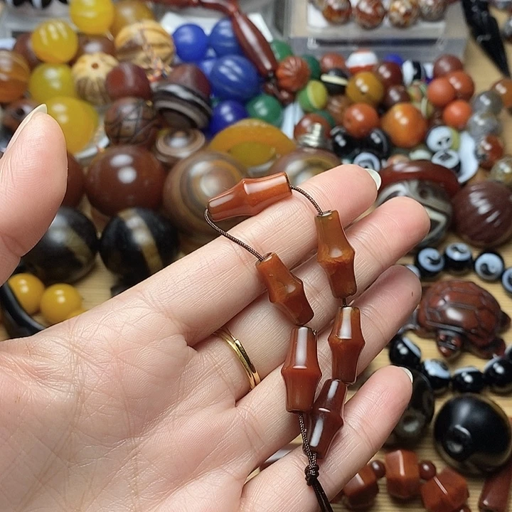 1***8玛瑙/玉髓合金珠宝半成品