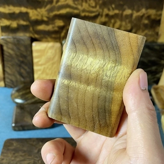 【闪购商品】槁*金丝楠木无事牌枯木