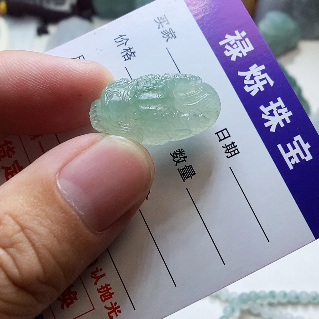 定制翡翠未镶嵌龙头