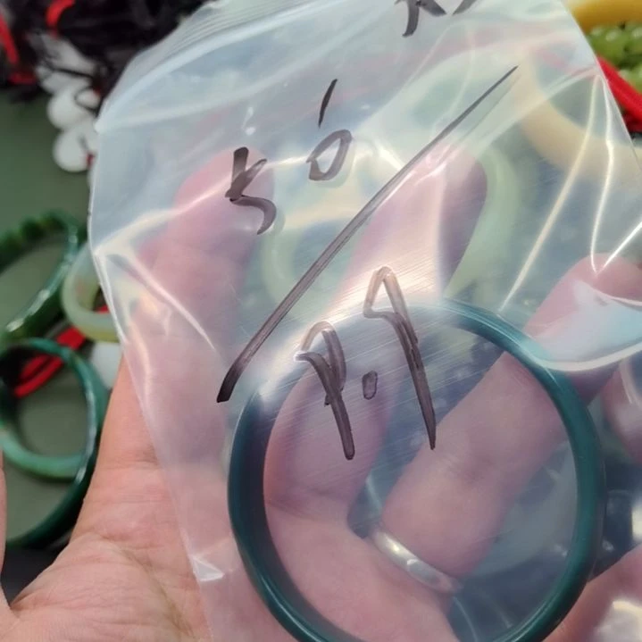 石英质玉手链未镶嵌