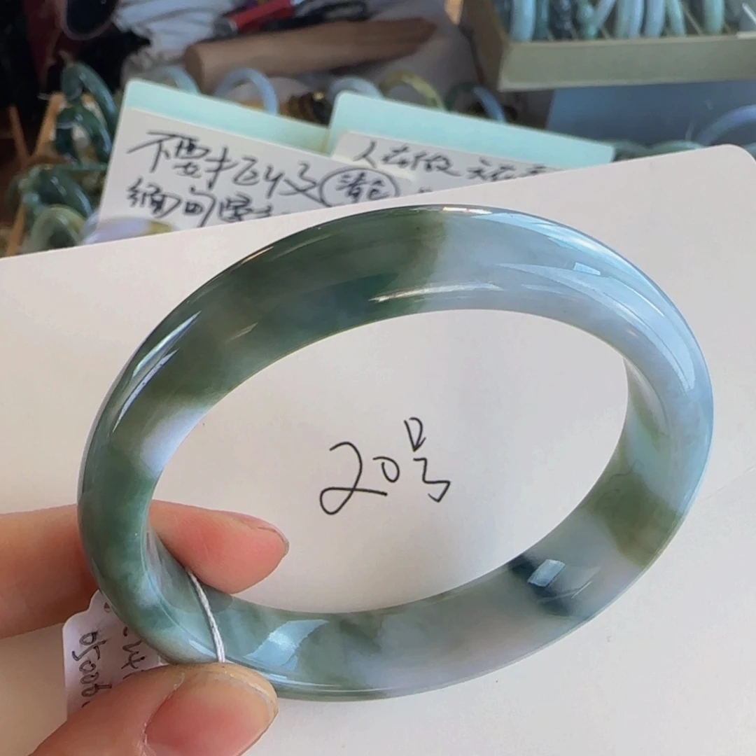 翡翠手镯未镶嵌老坑58