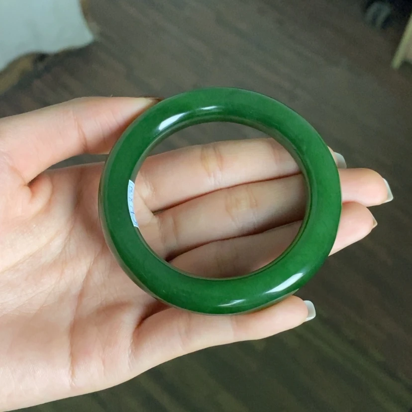 【闪购商品】未镶嵌手镯和田玉（碧玉）