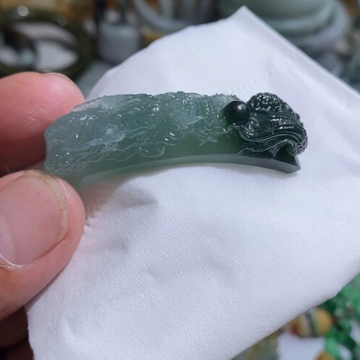 定制翡翠未镶嵌毛货
