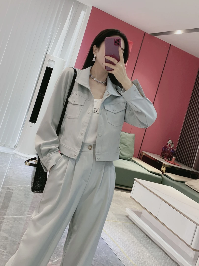 帅气短款外套+阔腿裤两件套8868