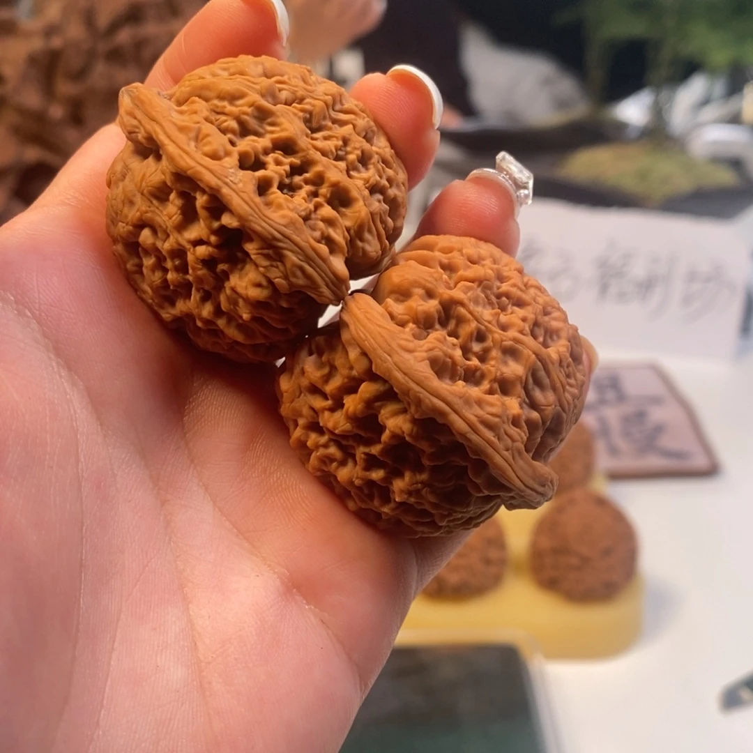 *****吊坠文玩核桃南疆石