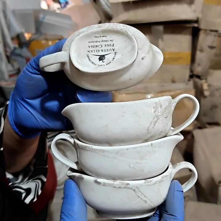 陶瓷盘子碗啥都有