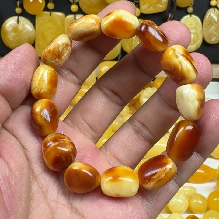 蜜蜡未镶嵌珠宝奇石