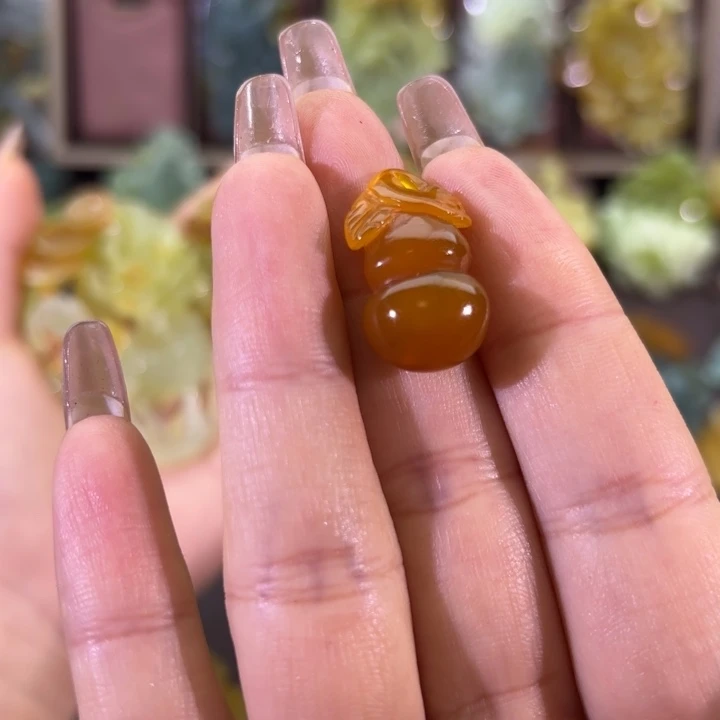 未镶嵌蛇纹石玉颈饰浮****佳