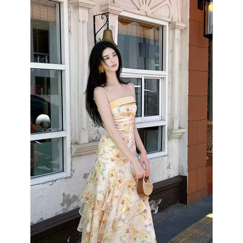 现货2025法式荷叶边烫金印花连衣裙轻奢不规则鱼尾夏季裙子
