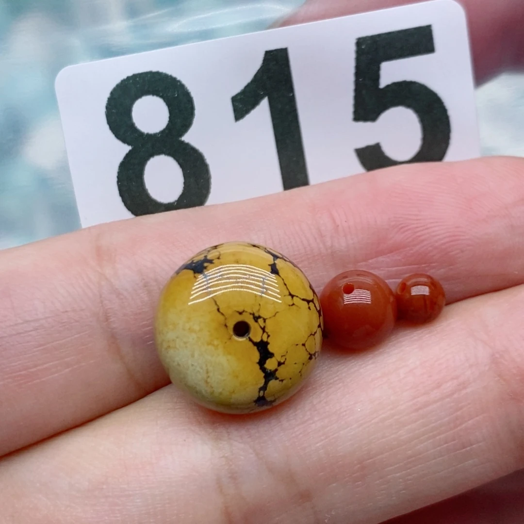 南红玛瑙未镶嵌珠宝奇石