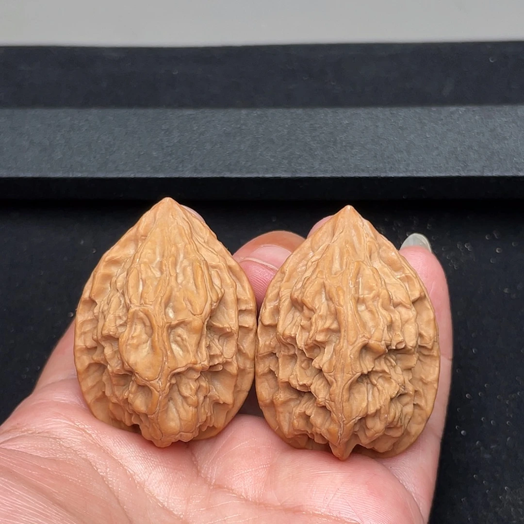 把件猴头核桃33×37×45全品头茬十三陵鸡心XM3573