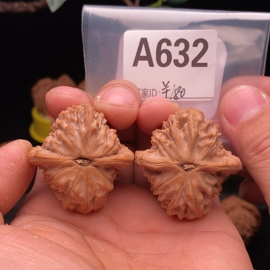 吊坠文玩核桃马老四39