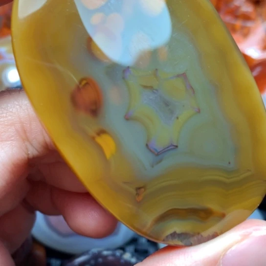 用***5玛瑙/玉髓未镶嵌颈饰