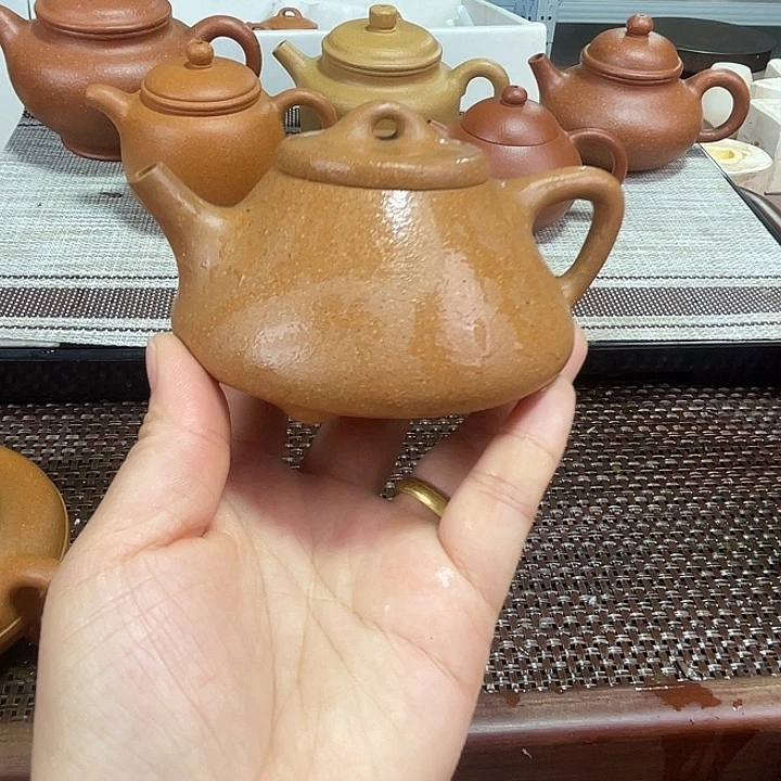 茶壶紫砂子冶160黄降坡