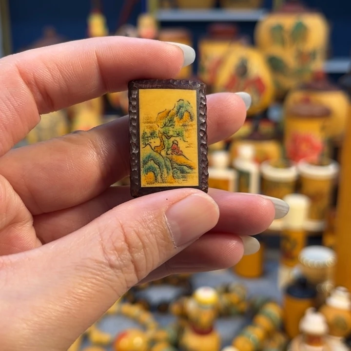 大叶紫檀（黑酸枝木类）