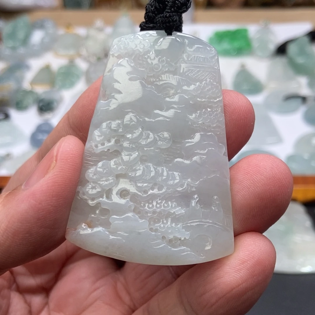翡翠未镶嵌颈饰山水牌  天然缅甸A货翡翠