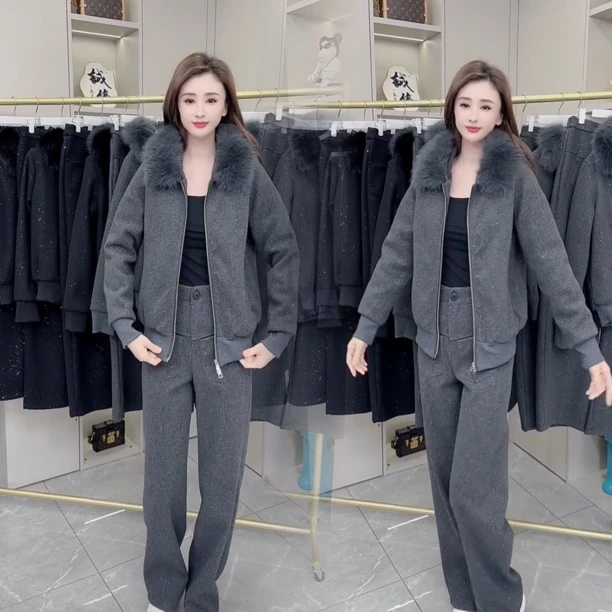 2025秋冬新款洋气宽松百搭减龄女装不贴身时尚网红高档减龄两件套