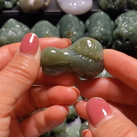 未镶嵌和田玉（糖玉）珠宝奇石