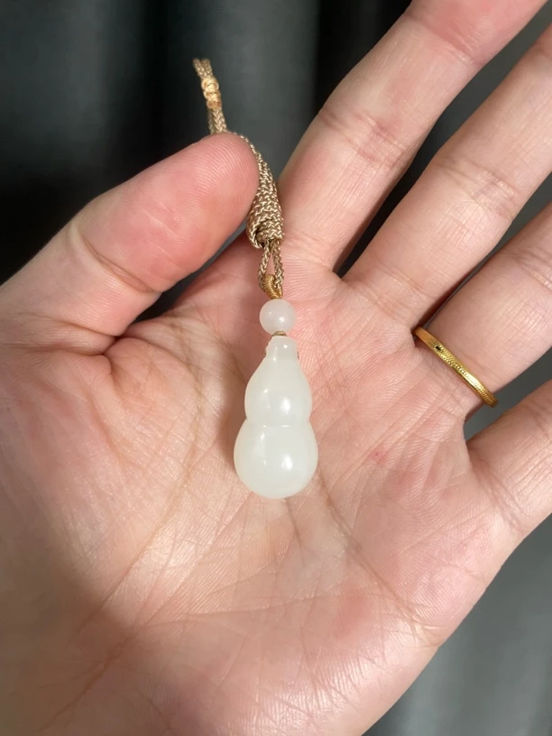 和田玉葫芦福禄吊坠