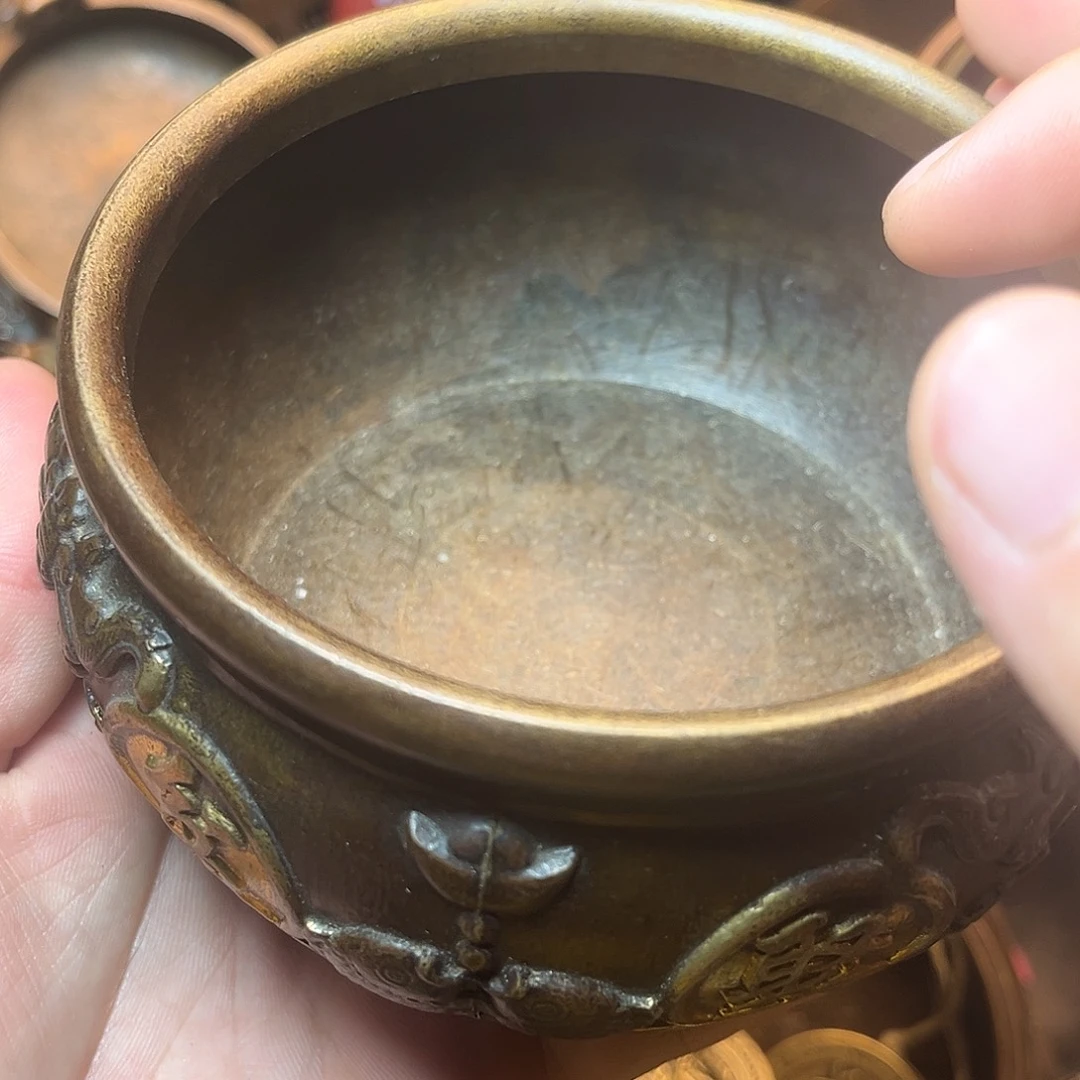 精美铜器工艺品等