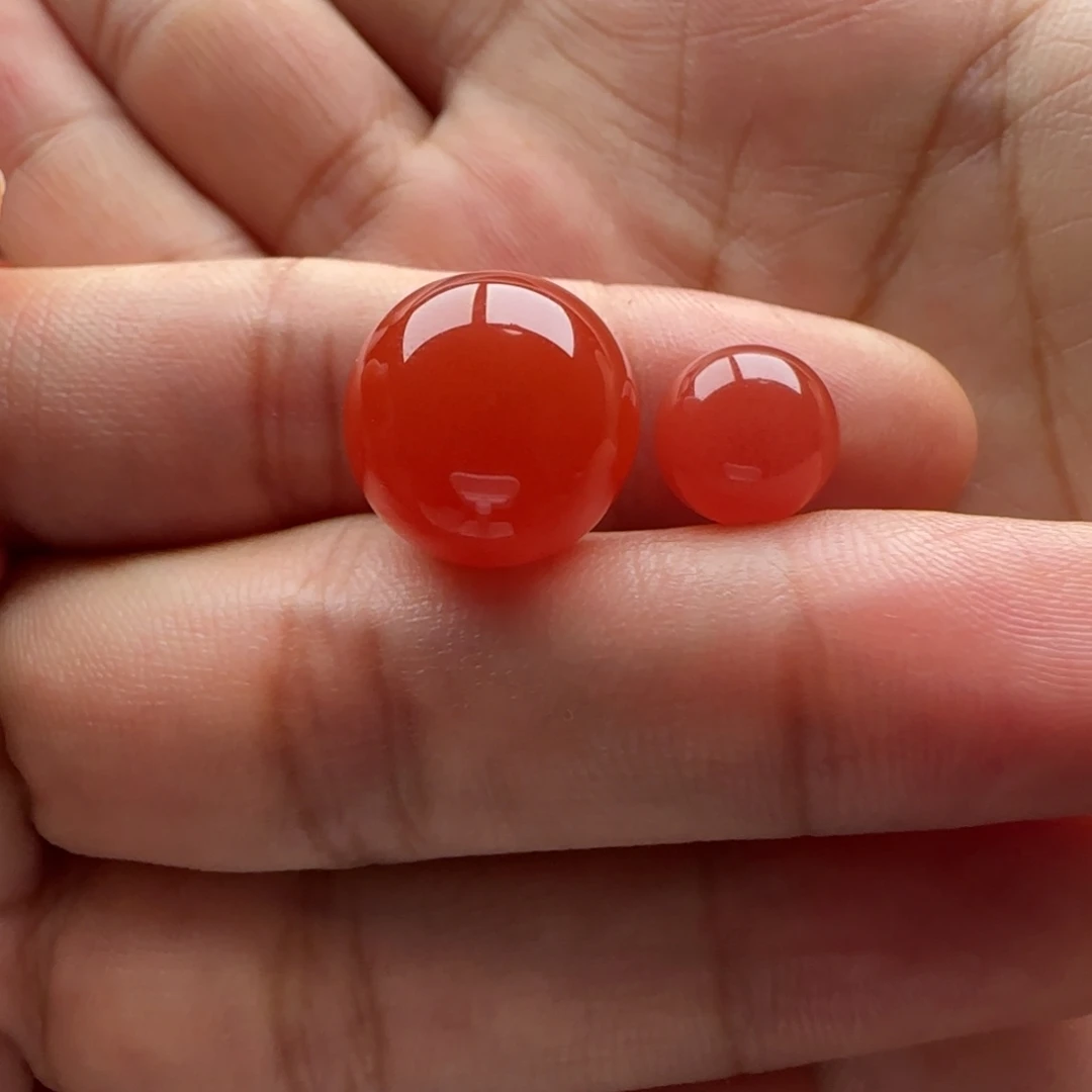 Y***u南红玛瑙未镶嵌圆珠13.8