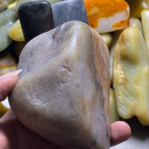 未镶嵌和田玉（糖玉）挂件