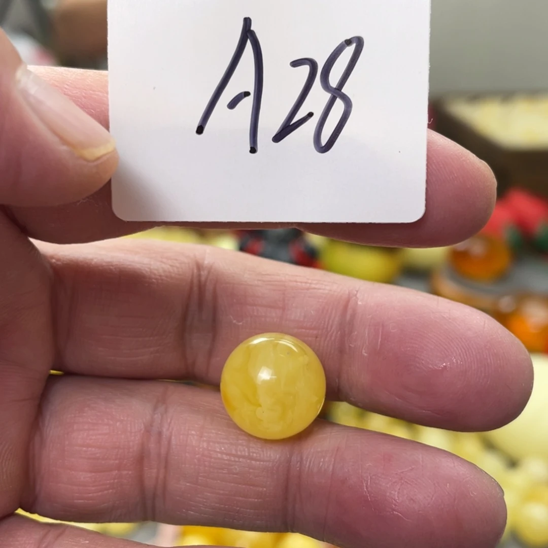 手链琥珀未镶嵌多样性发，发其中一件