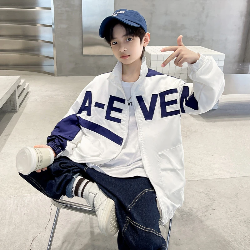 男童外套棒球服白色春秋新款洋气儿童夹克上衣炸街网红初秋季潮牌