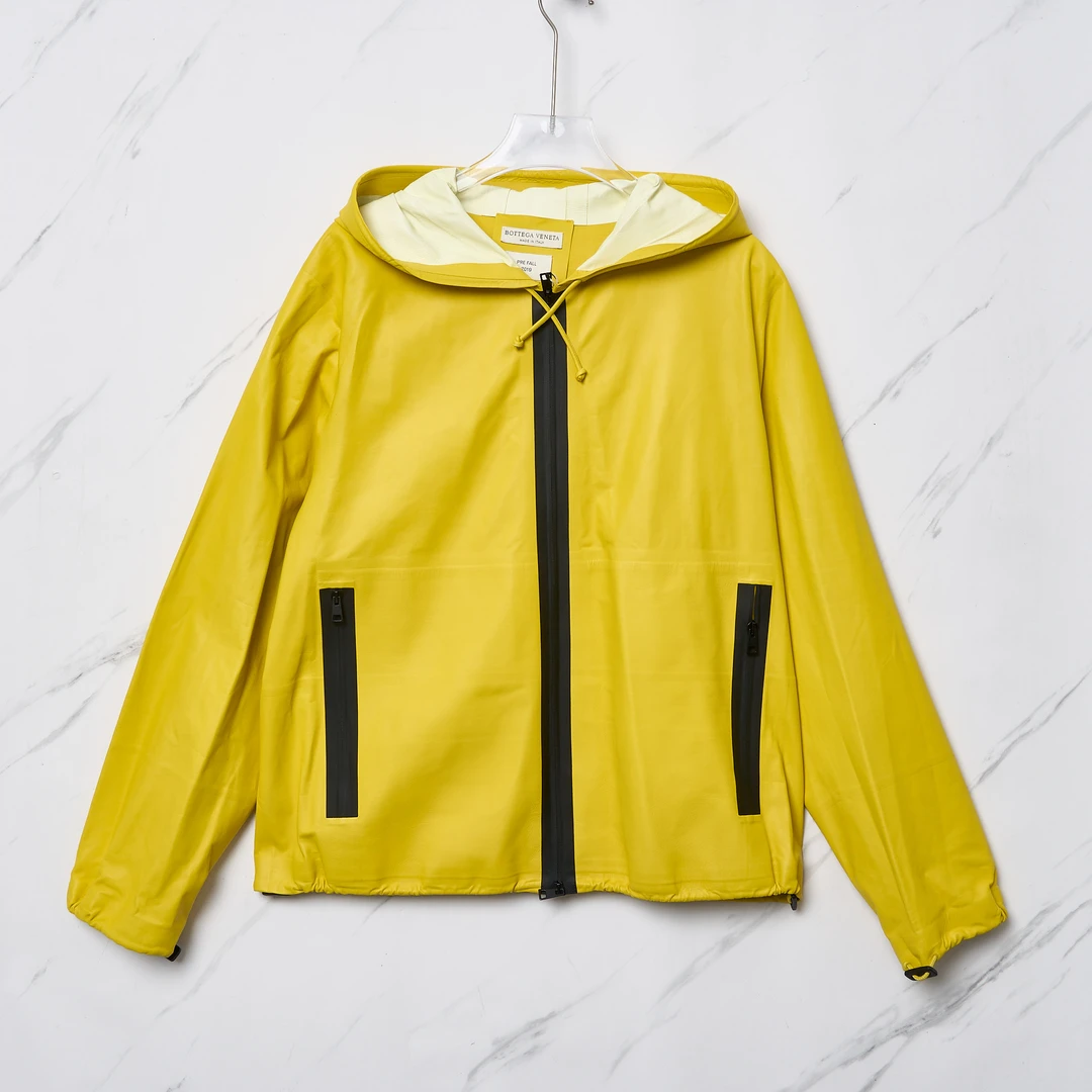 Bottega Veneta休闲连帽皮衣BVBU00580