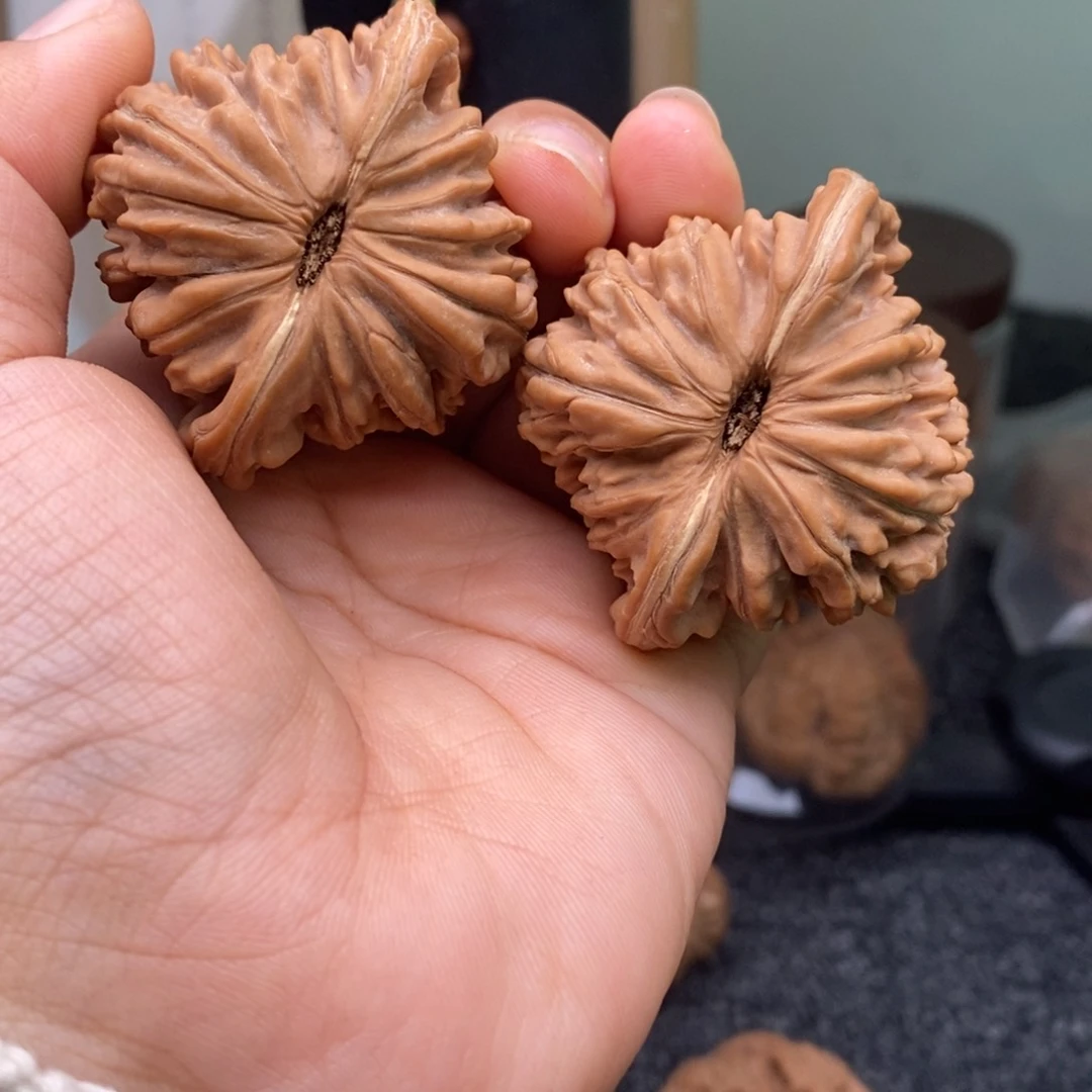 文玩核桃把件47四座楼