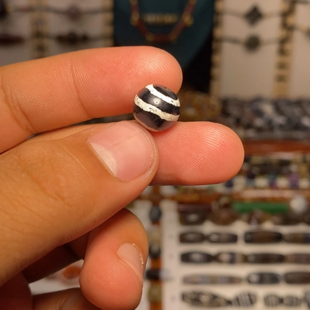 玛瑙/玉髓未镶嵌珠宝奇石