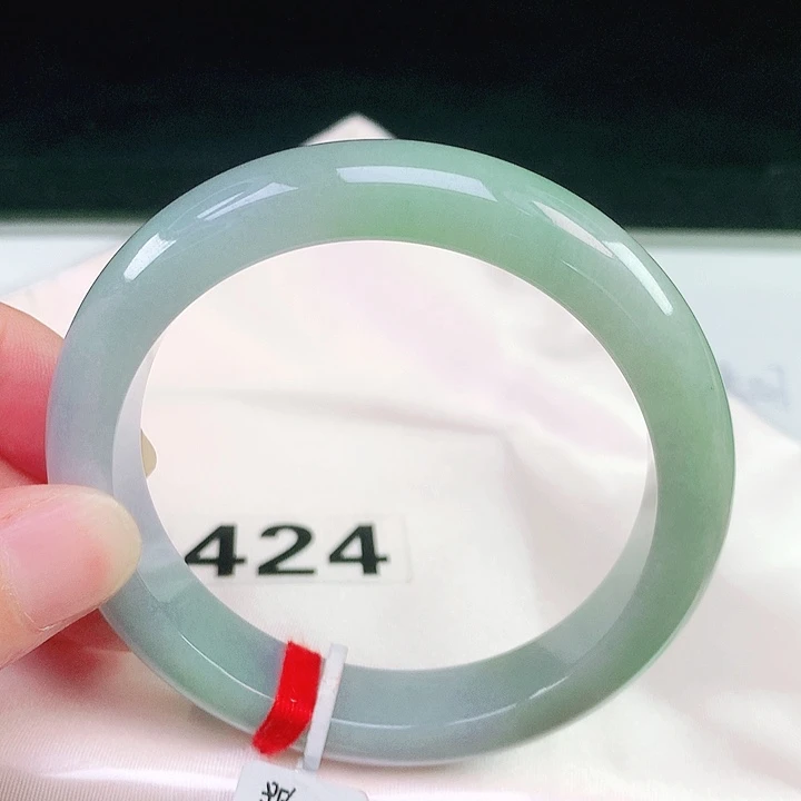 未镶嵌手镯翡翠424