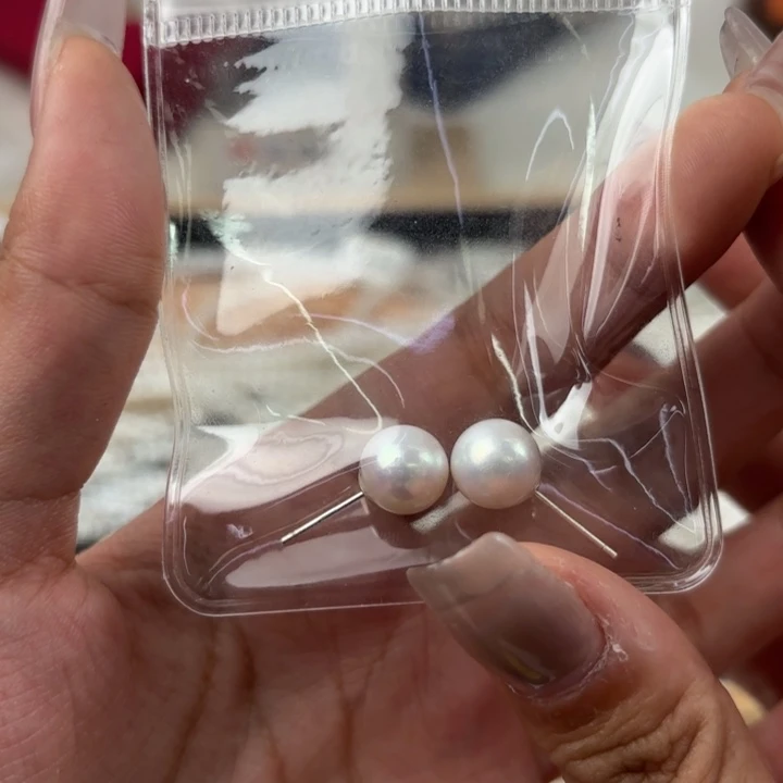 迷***糊未镶嵌淡水珍珠颈饰