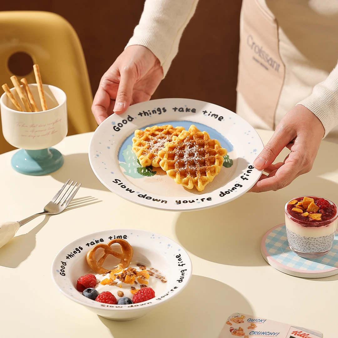 高级感韩式陶瓷盘子家用卡通高颜值的菜盘水果盘蛋糕甜品碗早餐碗