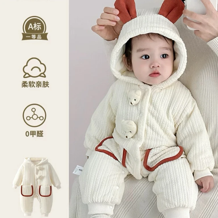 婴幼儿春秋新款新生婴儿洋气时尚双兜熊头棉哈衣卡通可爱简约爬服