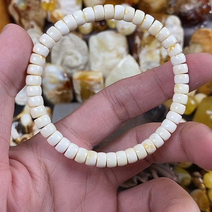 德***德琥珀未镶嵌裸石我