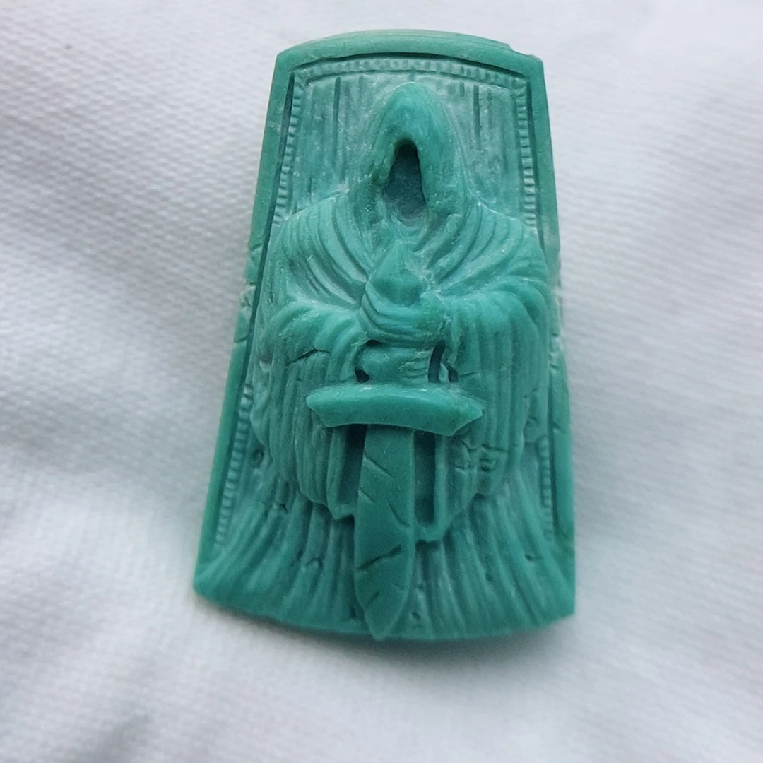 绿松石未镶嵌颈饰