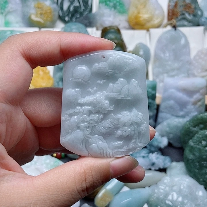 翡翠未镶嵌颈饰翡翠