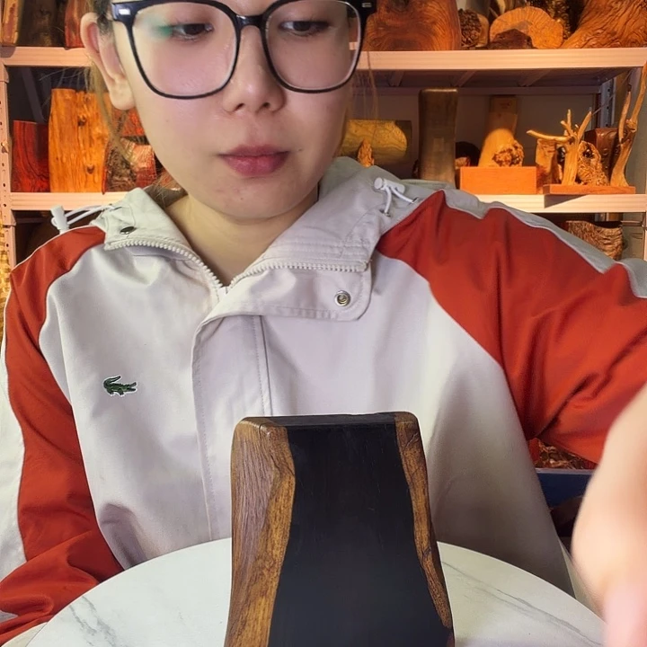 紫檀木类端景台刘*铭