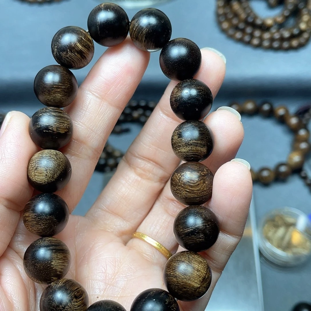 沉香手串芃*白棋瘤疤1.2