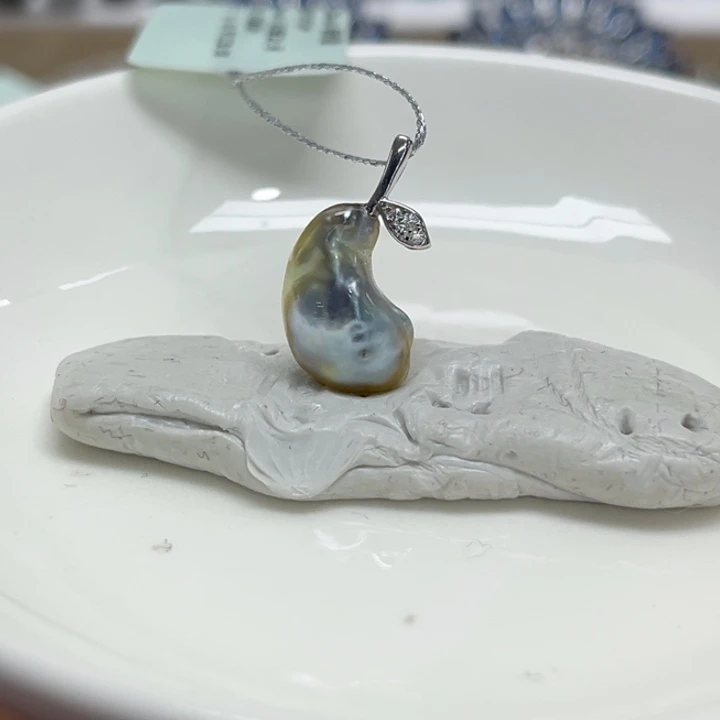 吊坠(赠链)银S925镶嵌海水珍珠70号