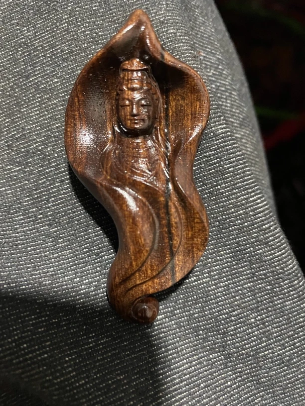 达拉干沉香荷叶观音清仓了