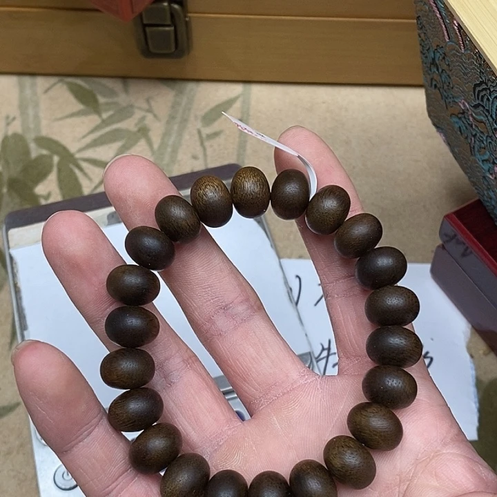 用***3沉香香囊沉香虫漏